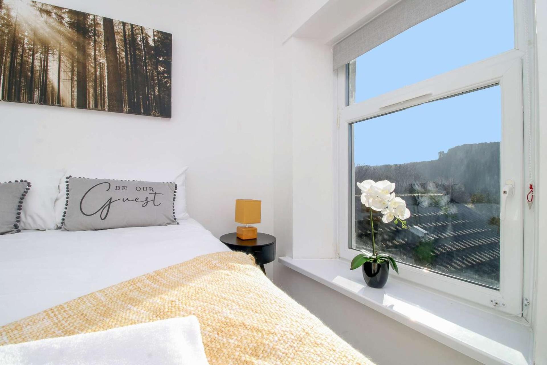 Very Special Home In Rhondda Valley Herbert House By Staystaycations Treorky Екстер'єр фото